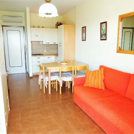 Apartment Belvilla By Oyo Aurora 19a